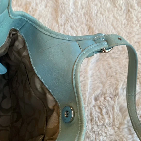 COACH Vintage Soho Slim #4983 Leather Lt. Blue Y2K Shoulder Bag Silver Hardware - Picture 7 of 13